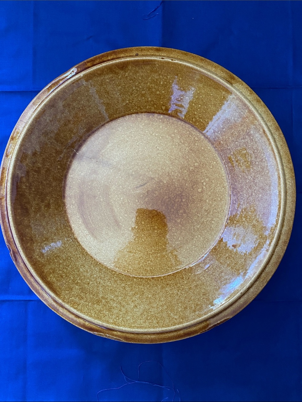 Ceramic Apple Pie Covered Serving Dish - Red Apple Design - Picture 3 of 7